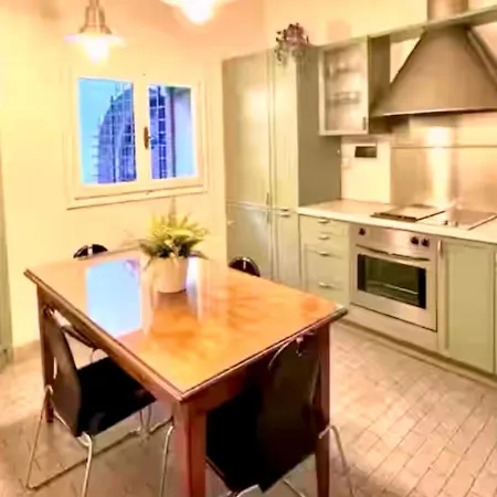 Casa D'azeglio, Florence, Quiet And Elegant *
