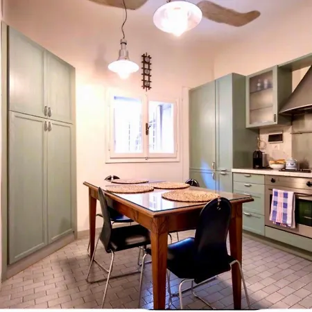Casa D'azeglio, Florence, Quiet And Elegant Apartment