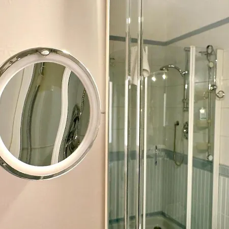 Casa D'azeglio, Florence, Quiet And Elegant Apartment Florence