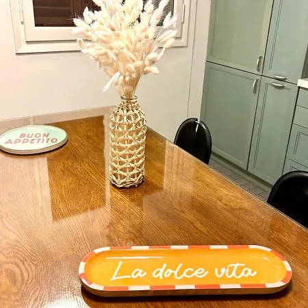 Apartment Casa D'azeglio, Florence, Quiet And Elegant Florence